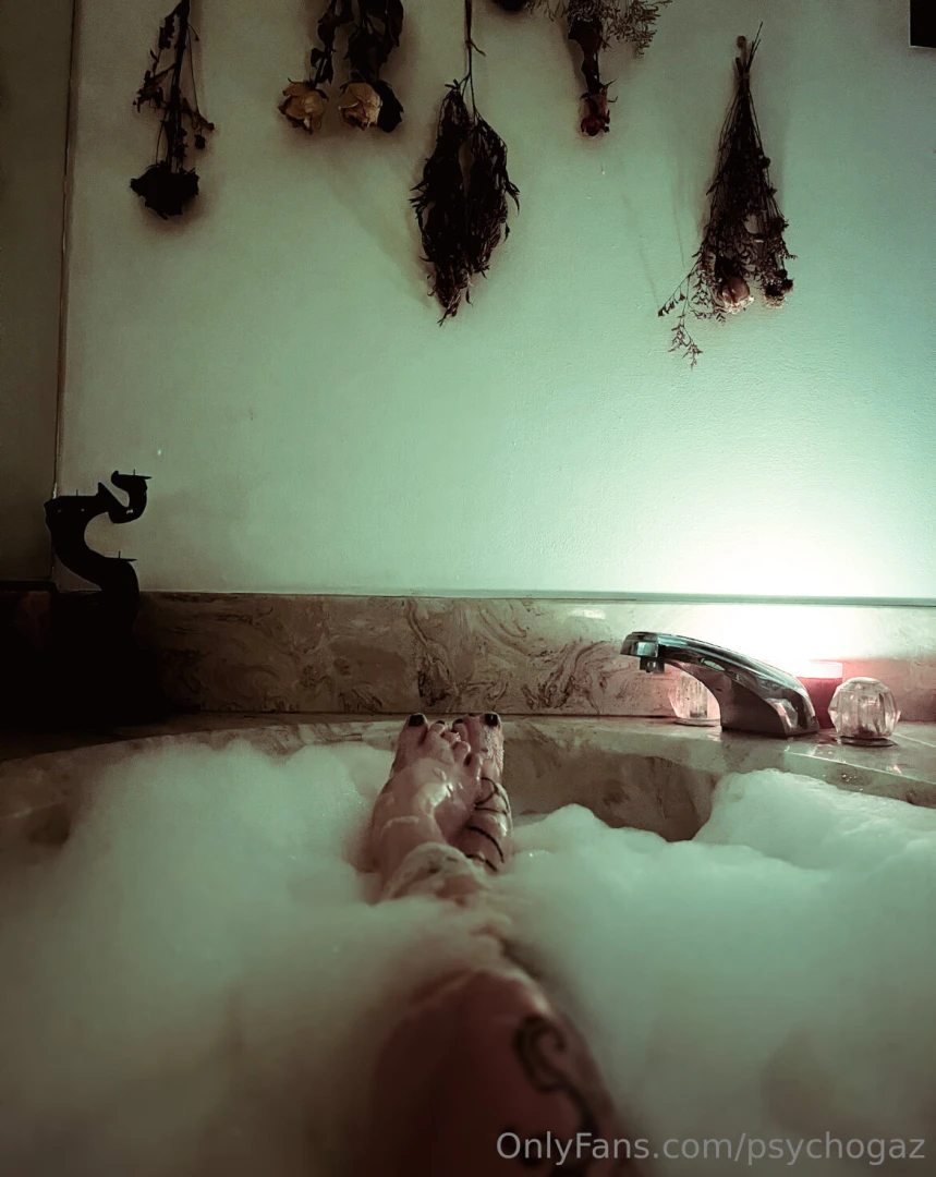 For the ones who enjoy feet don t shy hit my dms i have more content 