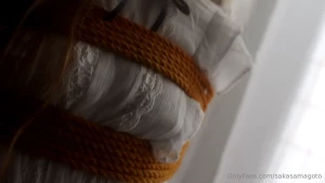 Yellow ropes with yusiqilowe