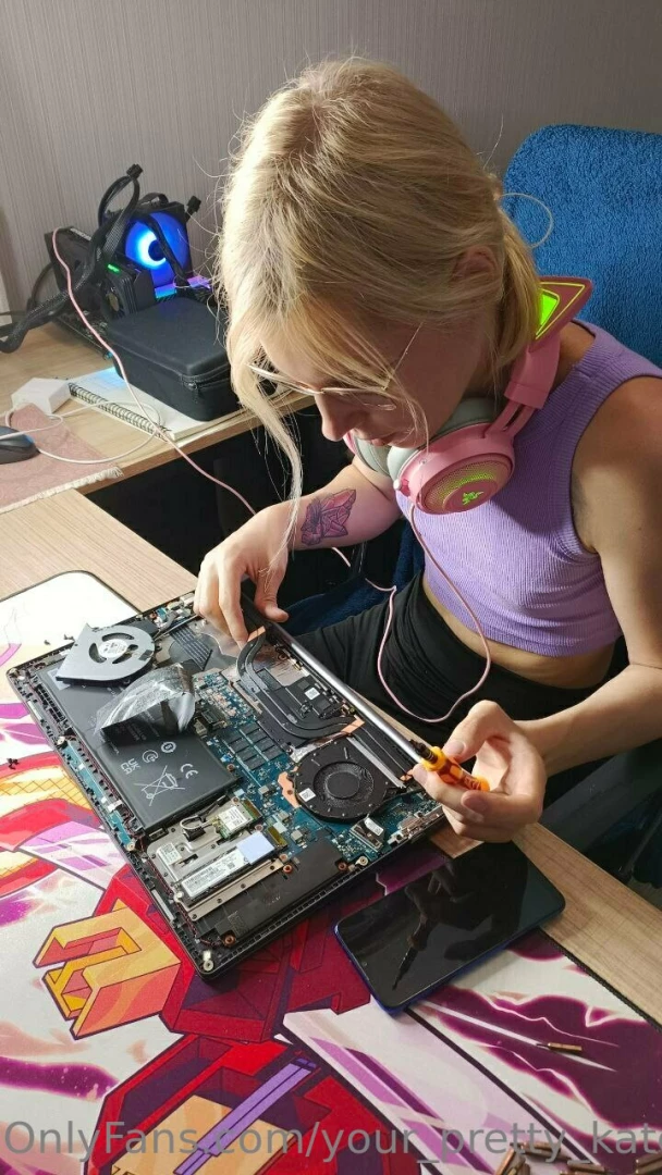 This is the reason why i haven t been on the streams for several days 