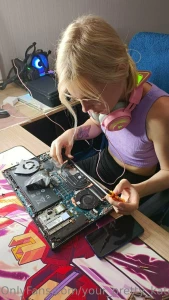 This is the reason why i haven t been on the streams for several days