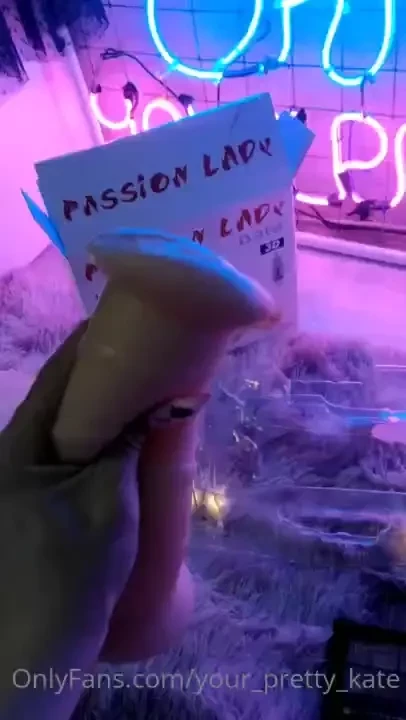 They gave me a very cool gift i ve already tried this thing it is very 