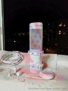 I can t stop the microphone was black but i want something special i m