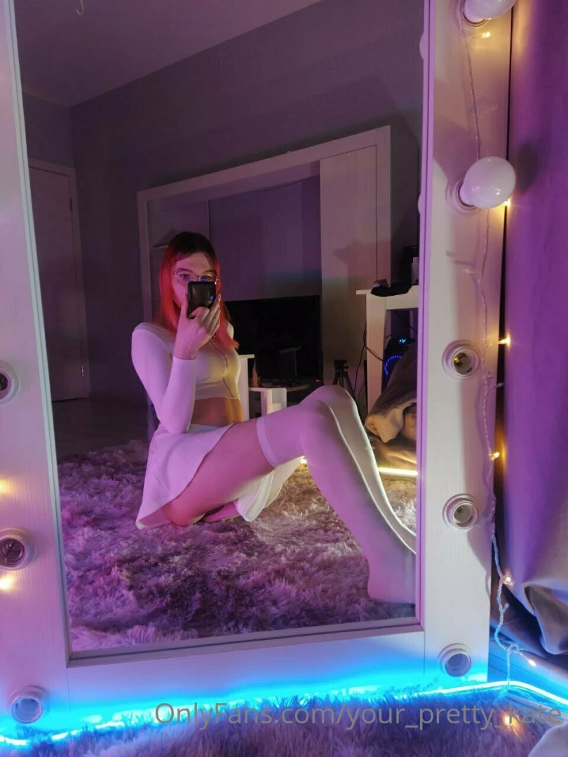 I love my outfits so i imagine you next to me and how we play 