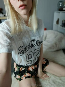 Lazy day i don t want to do anything i want to stay at home in pajama