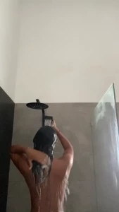 Love do you want to see more about this video in the shower ve al dm