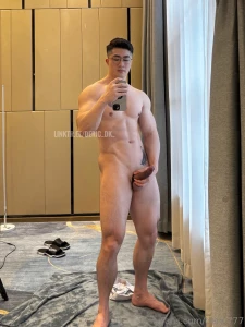 Mirror mirror have you ever wondered what it must be like to be an