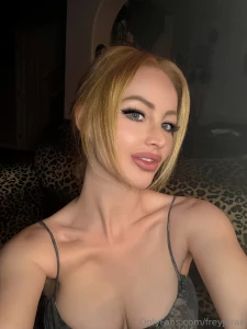 Why doesn t my feed let me upload short video clips hope everyone is