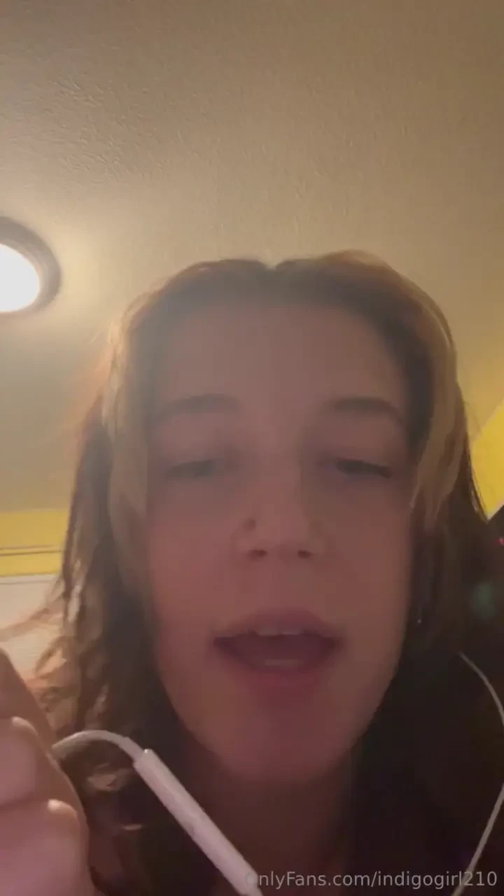 Ok so im trying something new have you heard of asmr put on headphones 