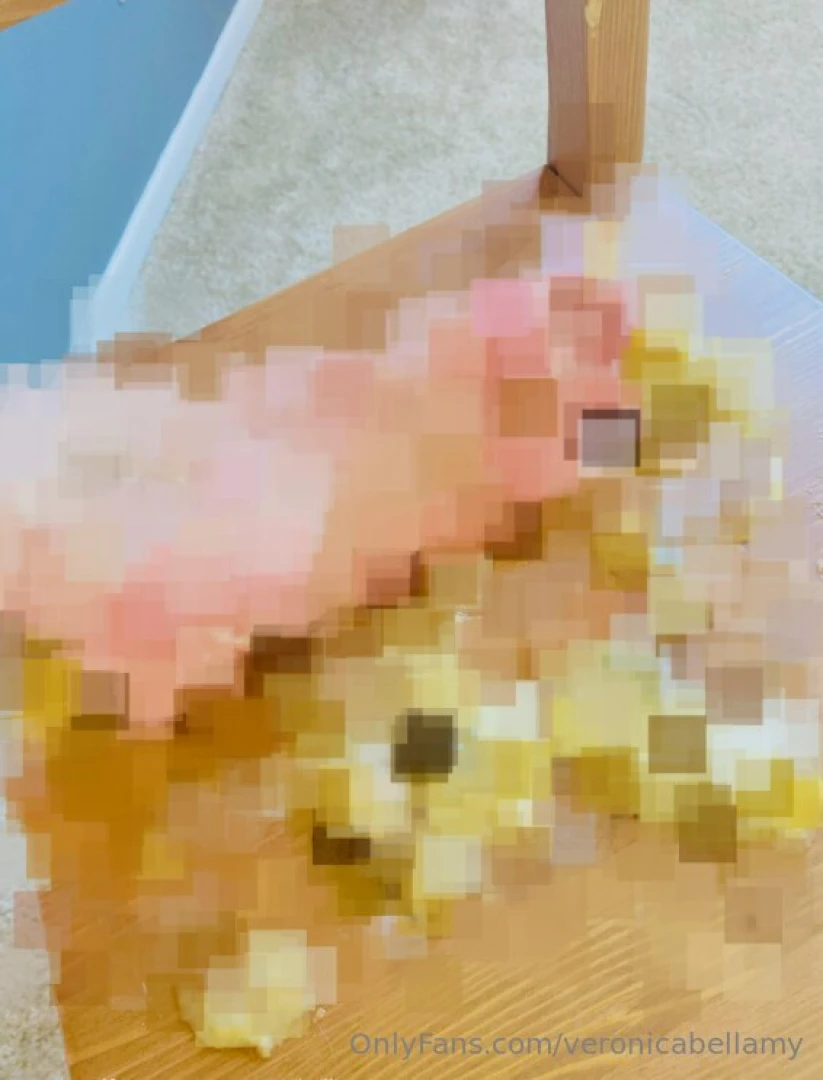 Banana foot crush watch me mash this banana with my pretty pink feet part 2 