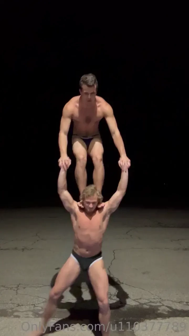 We did this naked too i just need the release forms lol 