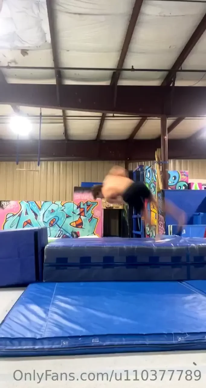 I was told this is sexy lmao 