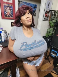 Good morning my loves i hope everyone is doing well and enjoying you