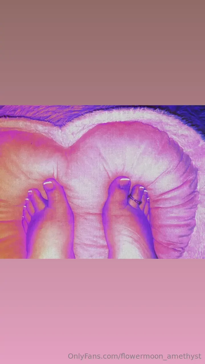 Lemme drain your wallets daddy 