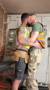 I made a mess inside his hole mrbriooxx