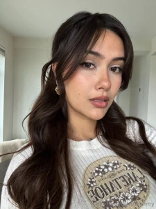 I think brunettes really have more fun