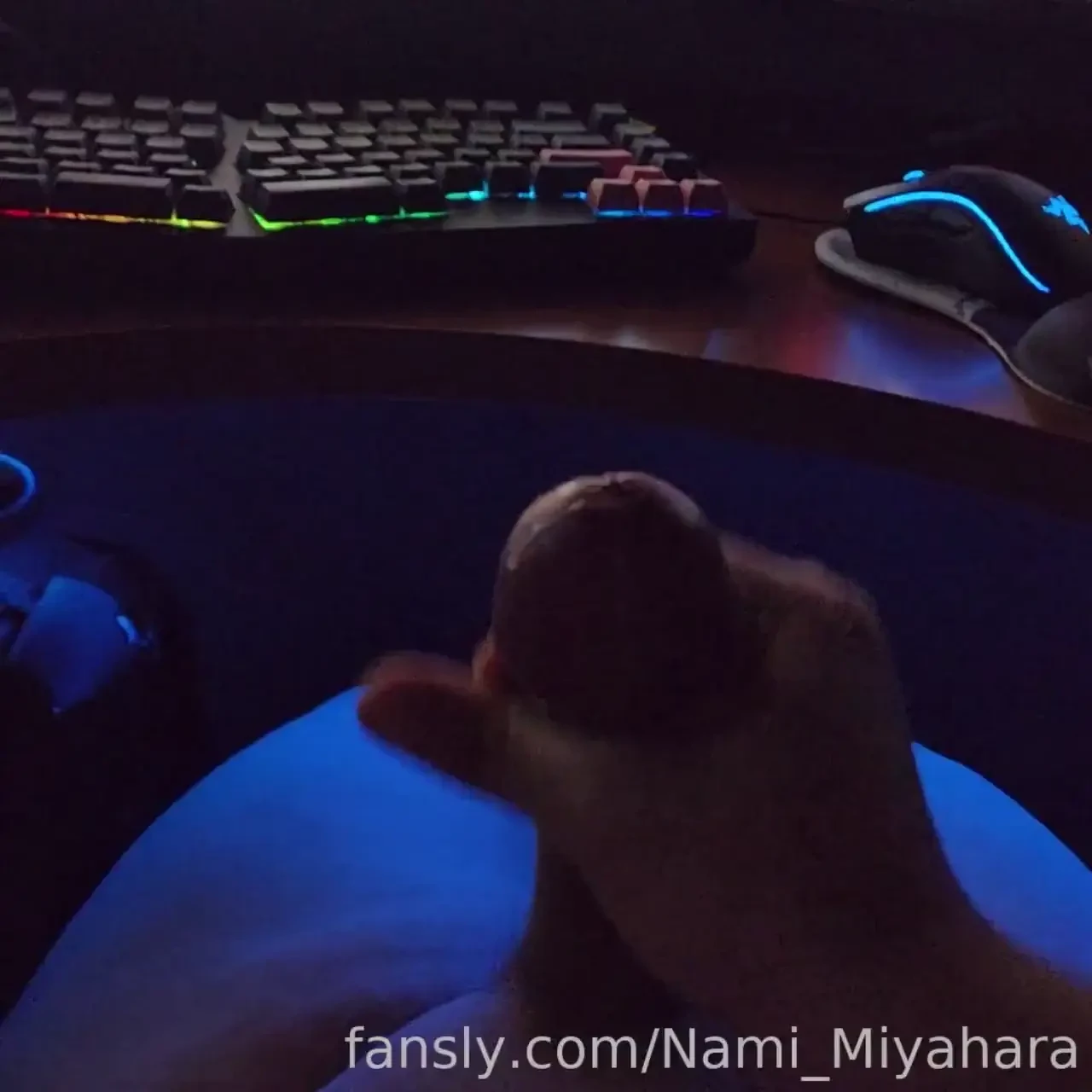 Has to be one of the biggest cumshots i ve ever done it went 