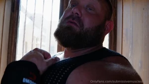 Muscle slut takes a dildo from the fuck machine and then rides a dildo