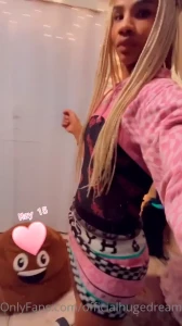 I woke up this morning so horny i went out last night to a bar with part 1