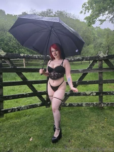 How s my outfit looking part 1