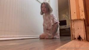5 min pretending to be a triple amputee scooting with one arm up and