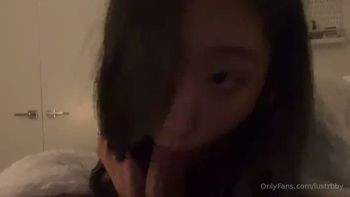 Boyfie took a cute vid no the full vid is not for sale i m gonna keep 