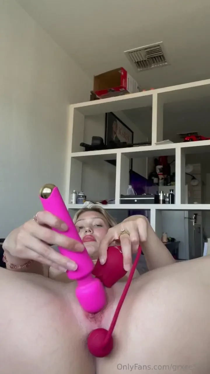 Dm me for the whole 6 min vid 