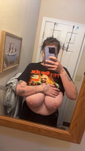 Hey boys i wanna make some extra special content for you here s a