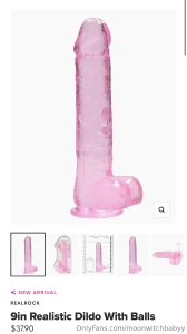 Who wants a custom of me using this dildo i need new toys who ever
