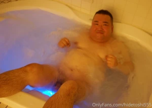 4 japan will have four consecutive holidays from tomorrow do you guys