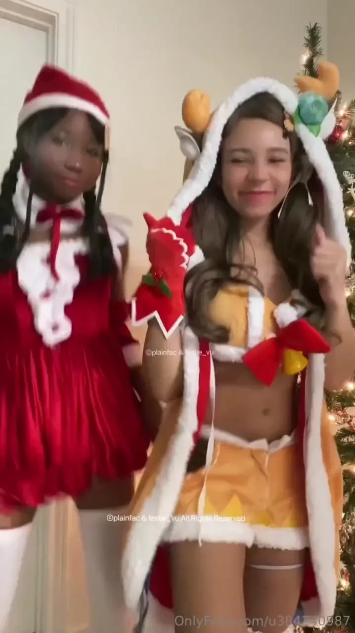 Under your tree being naughty do you think youd join us plainfac 