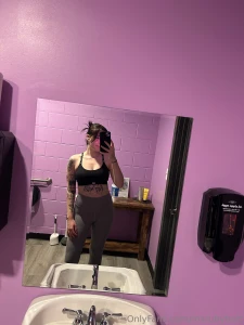 Sweaty gal after leg day part 3