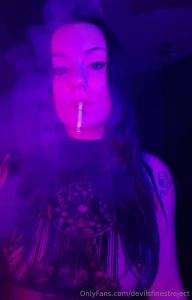 Is elegant smoking still sexy part 1