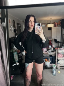 Short shorts season is back fyp tall tallgirl goth gothgirl altgirl part 1