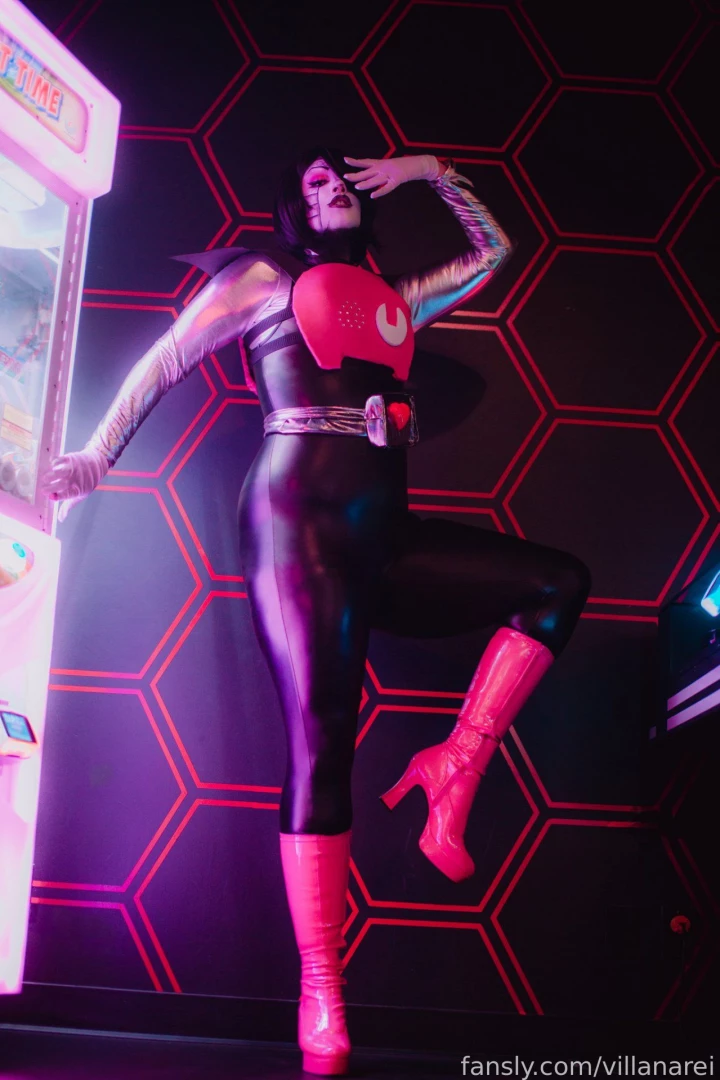 Unlock to see the real star of the show 24 hd image set you thought 