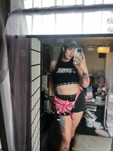 My body has been looking hella good recently fyp tall tallgirl goth part 2
