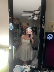 Excuse the messy mirror but i got this dress as a base for a cosplay