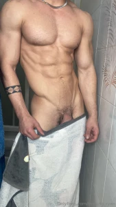 What are you waiting for to find out what s under the towel don t be