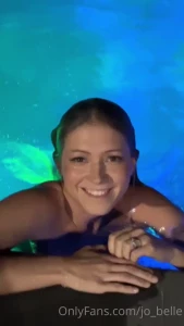 You know there had to be a blooper i couldn t find the wall and i