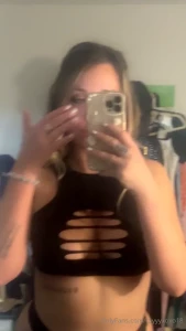 I feel so sexy in this outfit i wish i had more sets like this maybe