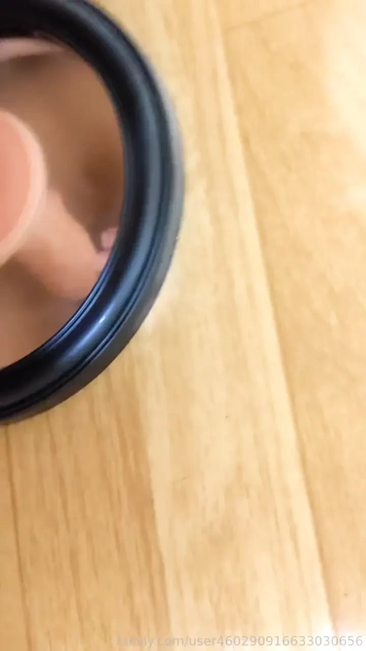 A few minutes of fun with a lot of pics i can t help but do splits and 