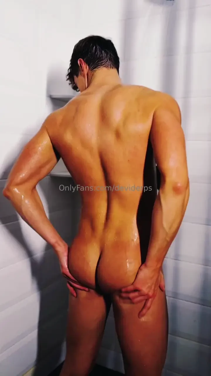 Time to get this day started who wants to wash my back 