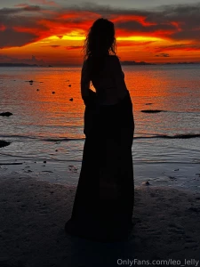 Limited-time offer only 48 hours choose any 3 videos from the full