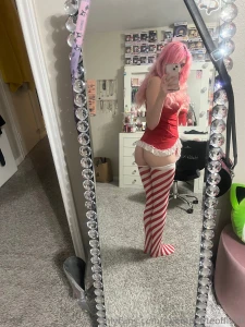 Will post more xmas goodies soon part 4