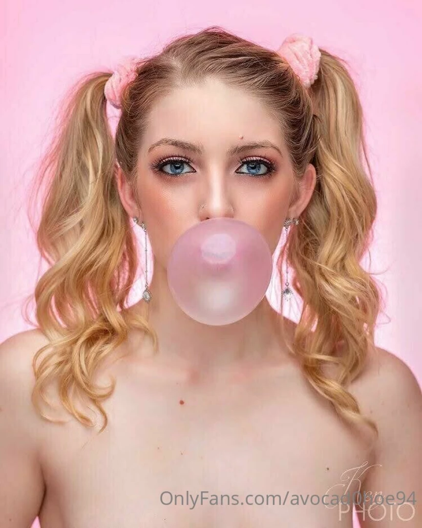 Don t burst your bubble i can still be your valentine if you tip me part 1 