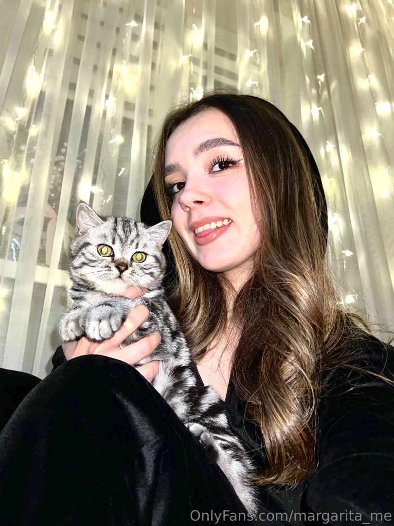 Woke up today with a cup of cappuccino and my favorite playlist 