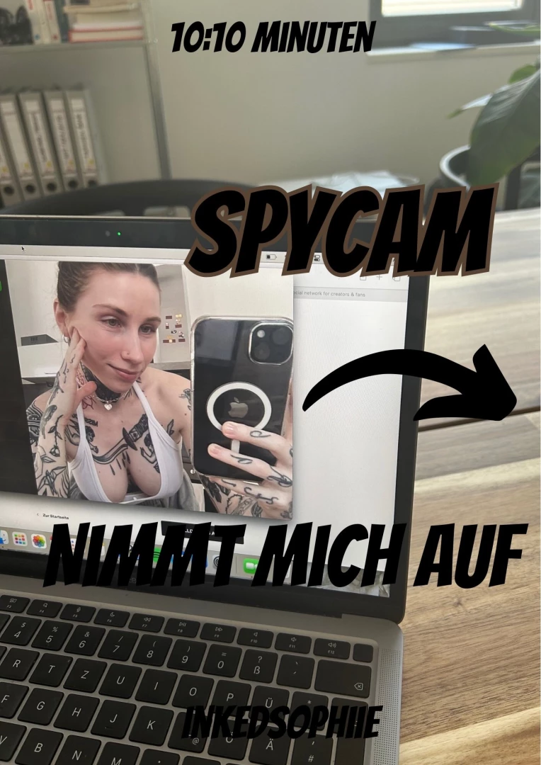 Spycam im pc nimmt mich auf w hrend ich davor mit dildo masturbiere 