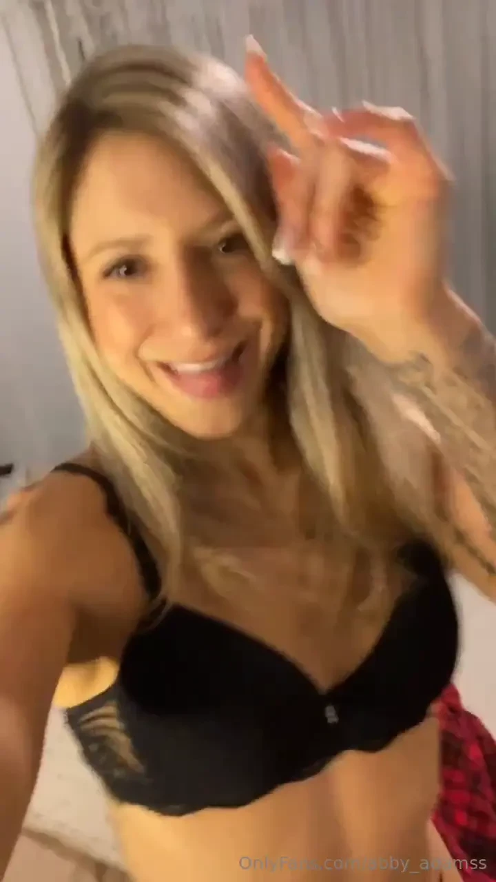 A little sway a little tease just for you 