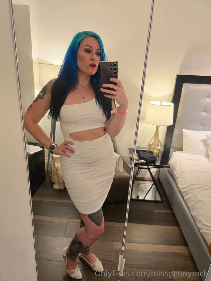 My dress for the white party at the miami xbiz part 1 