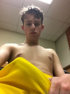 I was digging through my phone and found a lot of pics vids i made part 5