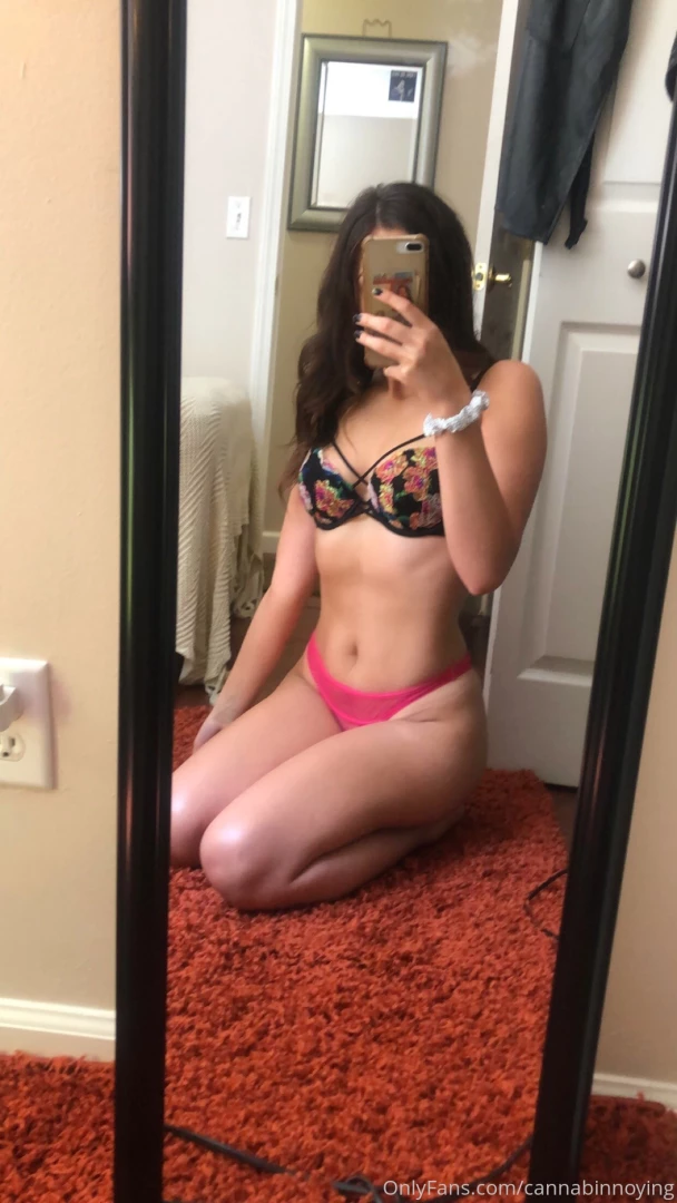 Can i be your fav squish 